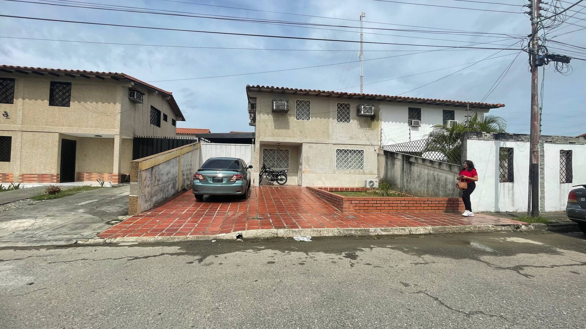 #33 - Casa para Venta en Araure - P